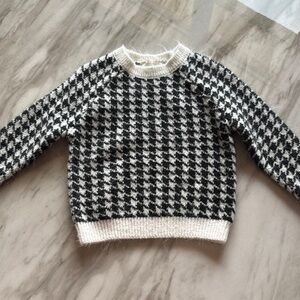 btween Black and White Houndstooth Crew Neck Sweater